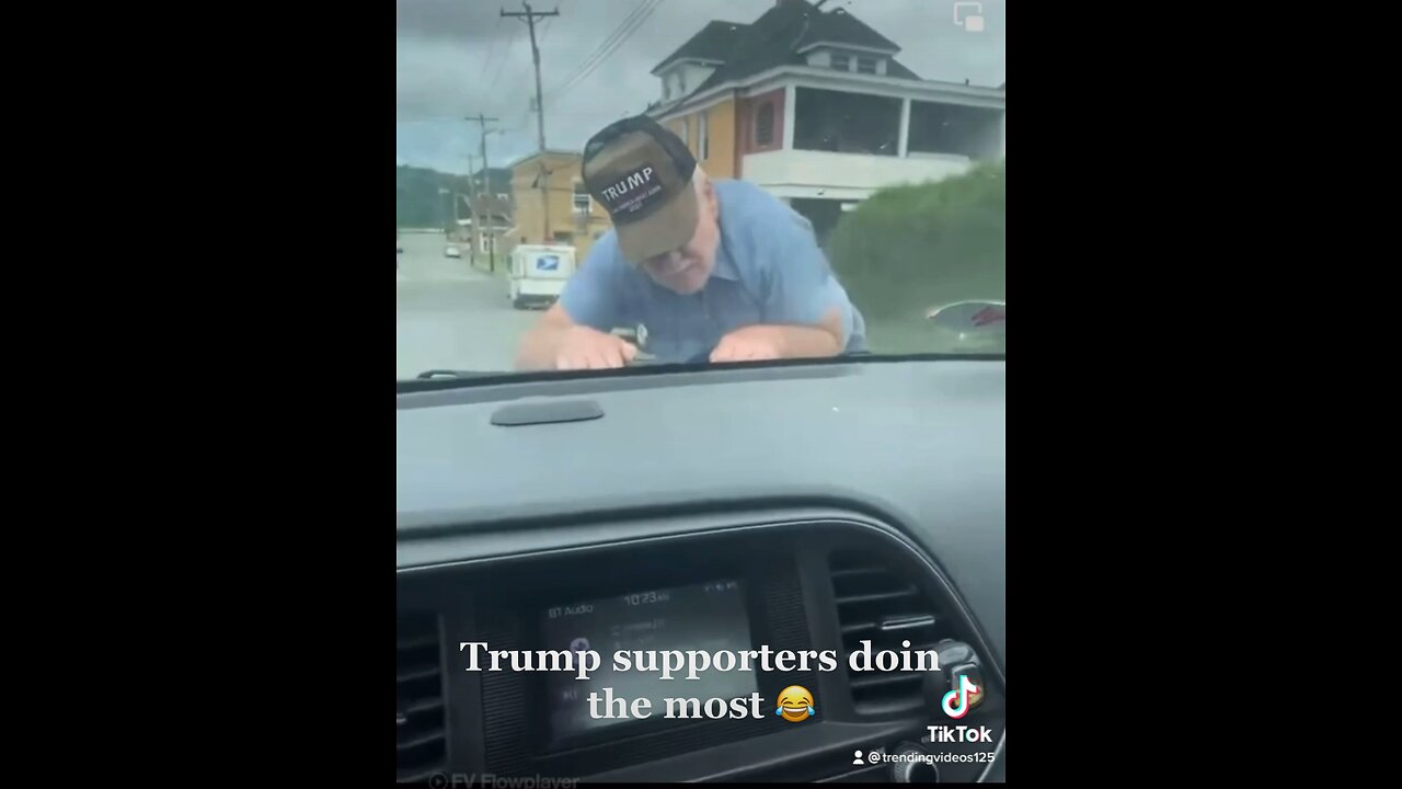 Trump supporter doing the most 👿