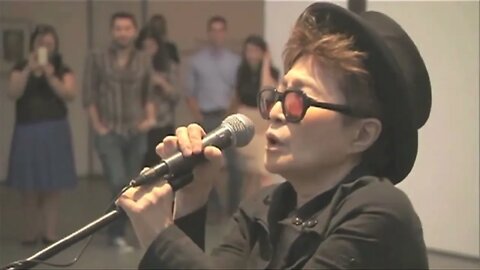 Yoko Ono Screaming at Art Show! Original