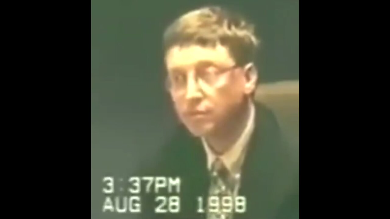 Bill Gates bopping back and forth during hearing in antitrust lawsuit 1998