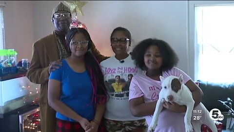 Local pastors show up for Canton family this Christmas