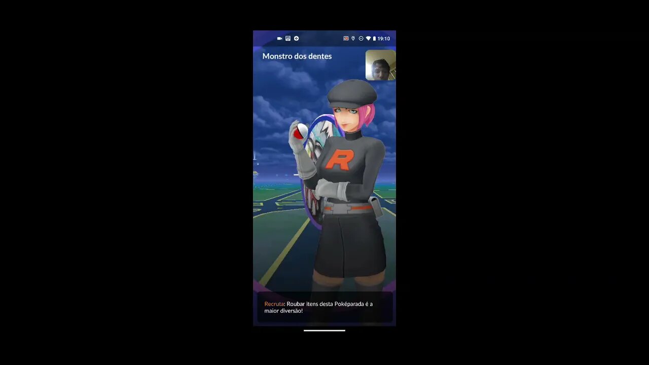 Jogando PokéGO fora de casa u.u