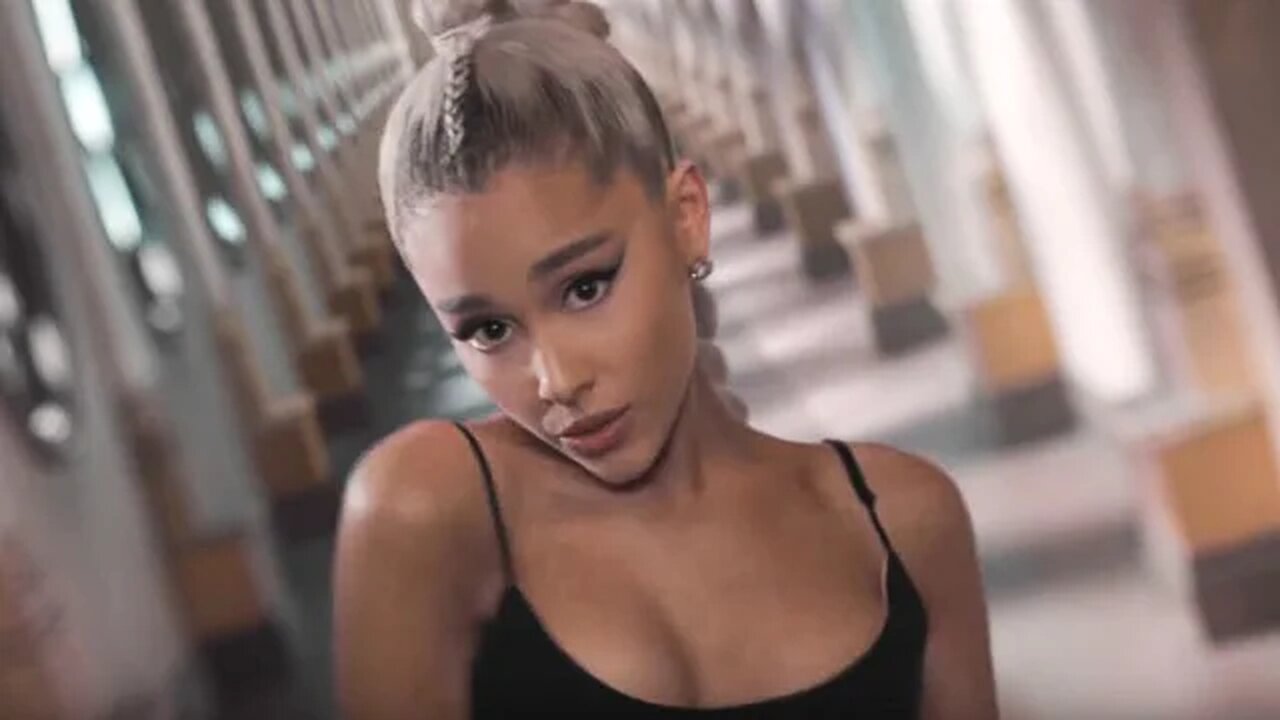 Ariana Grande - no tears left to cry