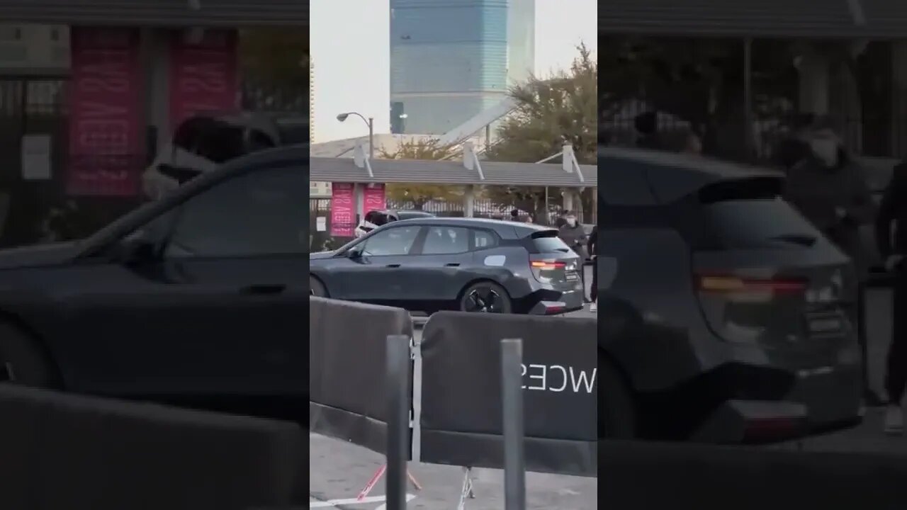 BMW Color Changing Feature #motorium #ytshorts #luxurycar #viral #viral2022 #trending #trending2022