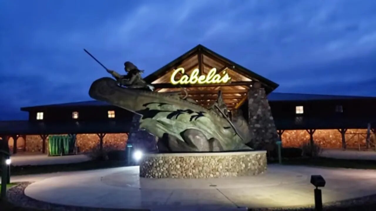 Cabela's Hamburg Pennsylvania Bass Pro Shop Largest Location in United States