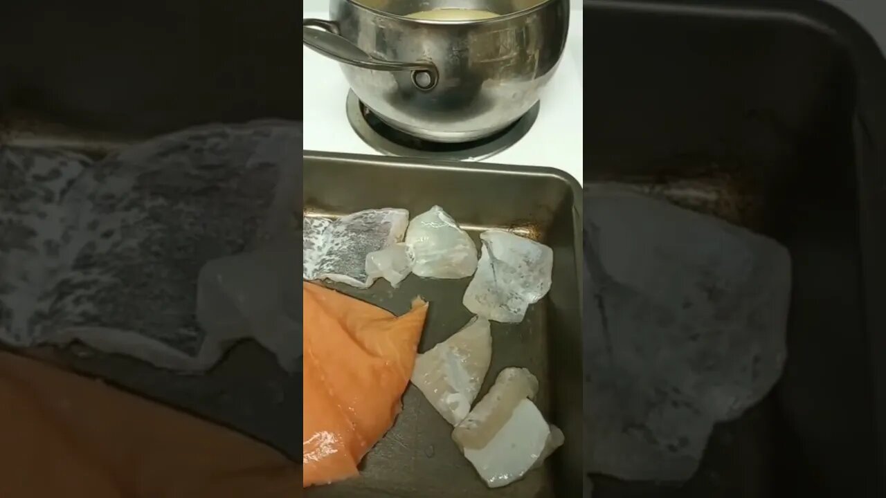 Fish Fry Friday, @Poppa Will and @KylaniMgmt he's on it..cooking away #TheY2KShow part 4