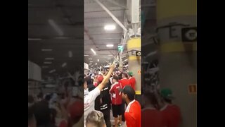 Torcida do Inter cantando antes do Grenal - 23 03 2022