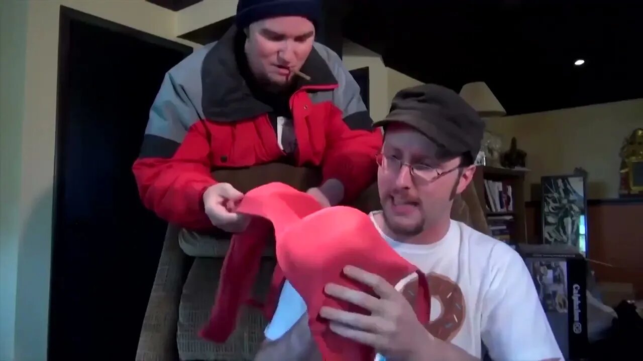 Nostalgia Critic: Vintage Fruit of the Loom commercial