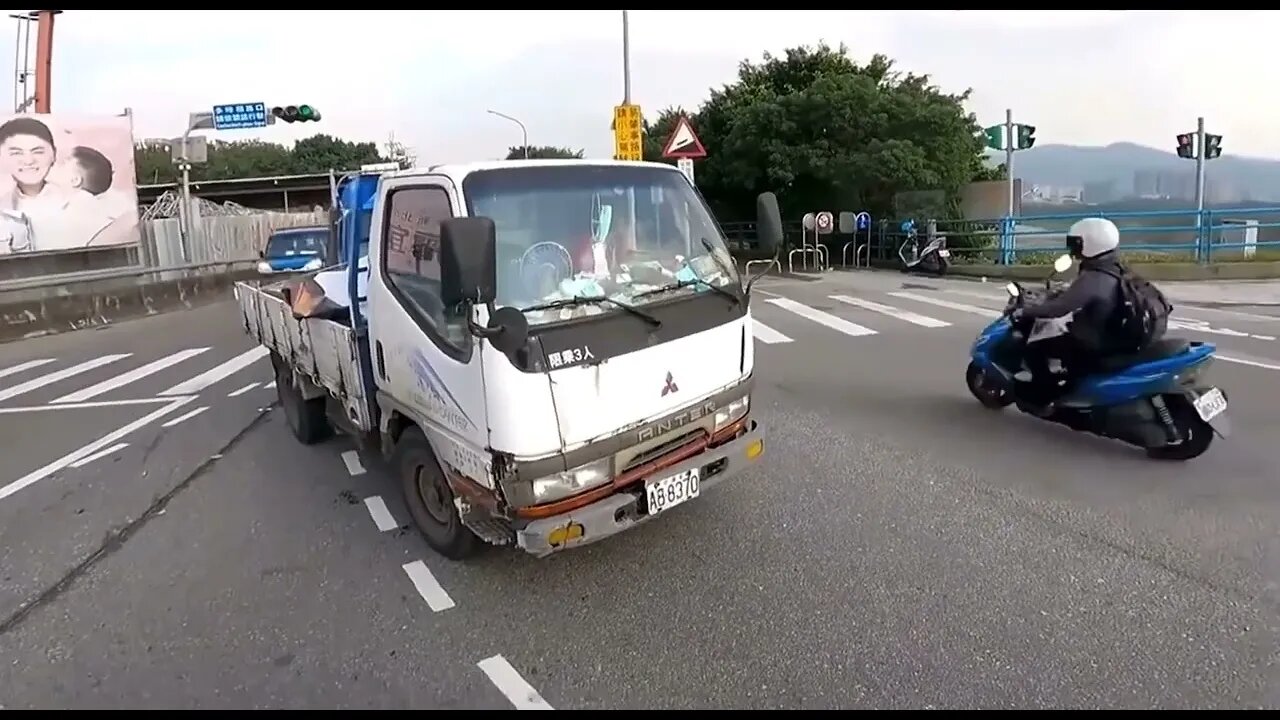 Car crash!