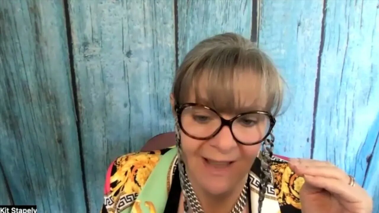 I love laundry by Kit Stapely