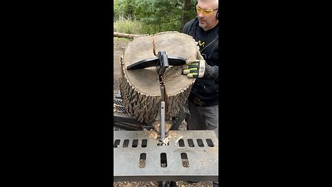 Split My Wedge Off #shorts #firewood #fyp