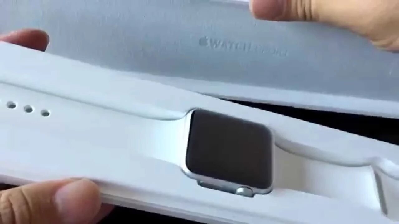 Apple Watch 42mm sport edition unboxing