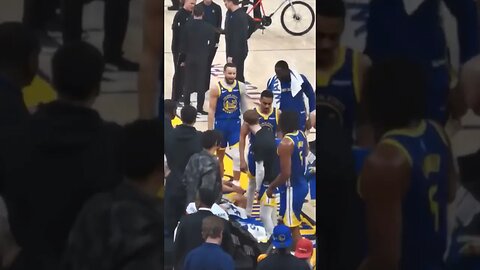 Jordan Poole shrugged off Draymond so Steph had to check him lol wow