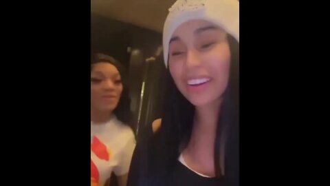 Glorilla gave Cardi b a $50k Patek for her birthday