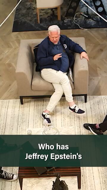 🛑 Still distracted❓ All eyes should be on the FBI: Release the Epstein Tapes and Photos