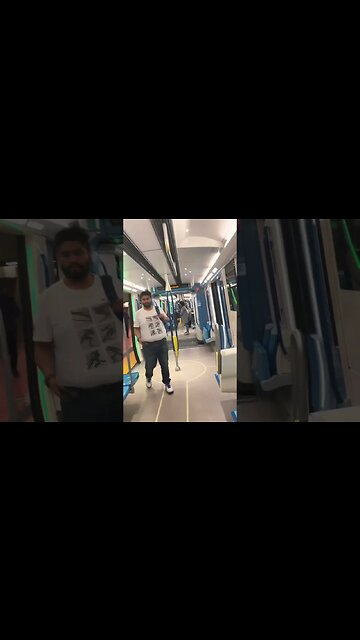 Infinity-like inside Montréal metro #viralvideo