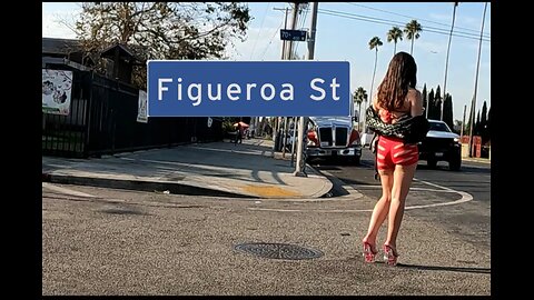 Calm Saturday Morning on Figueroa Street