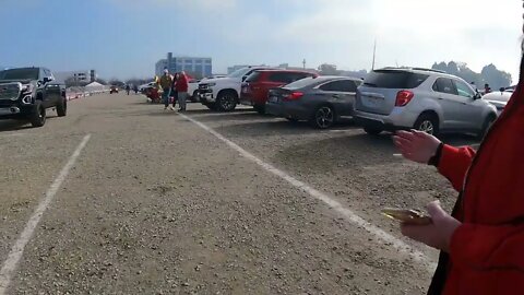Walking to Levi's Stadium