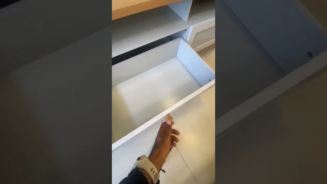 Um rack com estilo romântico, nosso Lavanda deixa qualqi espaço mais belo💛