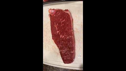 Marinating beef jerky