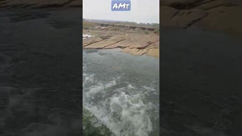 Pahadon Mein WhatsApp status