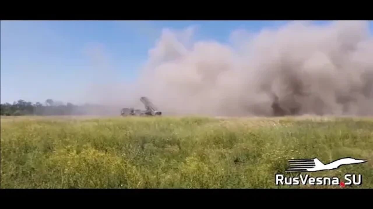 Beautiful shots of Hurricanes and howitzers hitting the fortified areas of the AFU