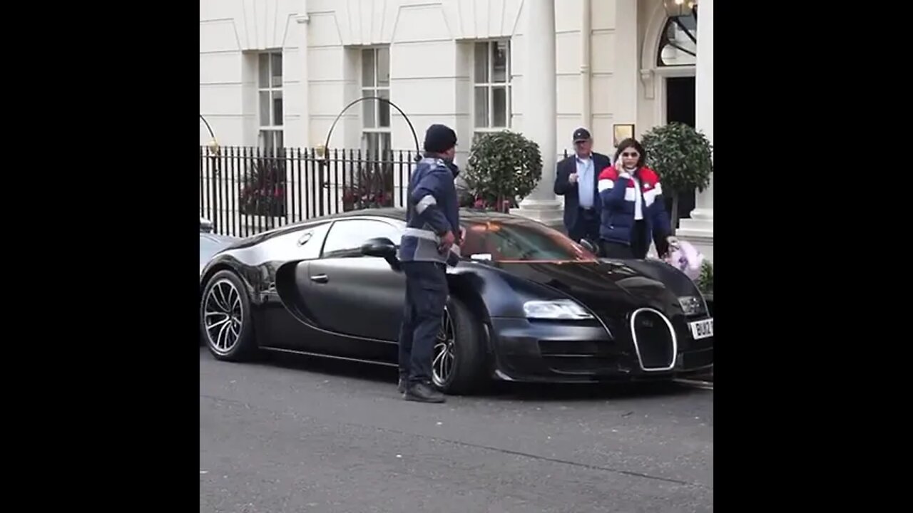 #bugatti #veyron #bugattis #bugattiveyron #supercar #hypercar #cars #hypercars #supercarlife