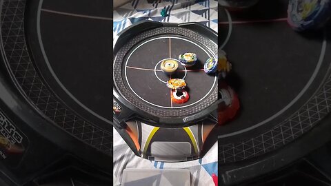 ele DERROTOU geral #batalhadebeyblade #beybladeburst #beyblade