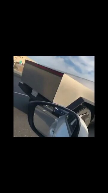 Elon Musk Driving His Cyber Truck WOW 😳#motorium #ytshorts #shorts #vehicles #luxuryvehicles #bikes