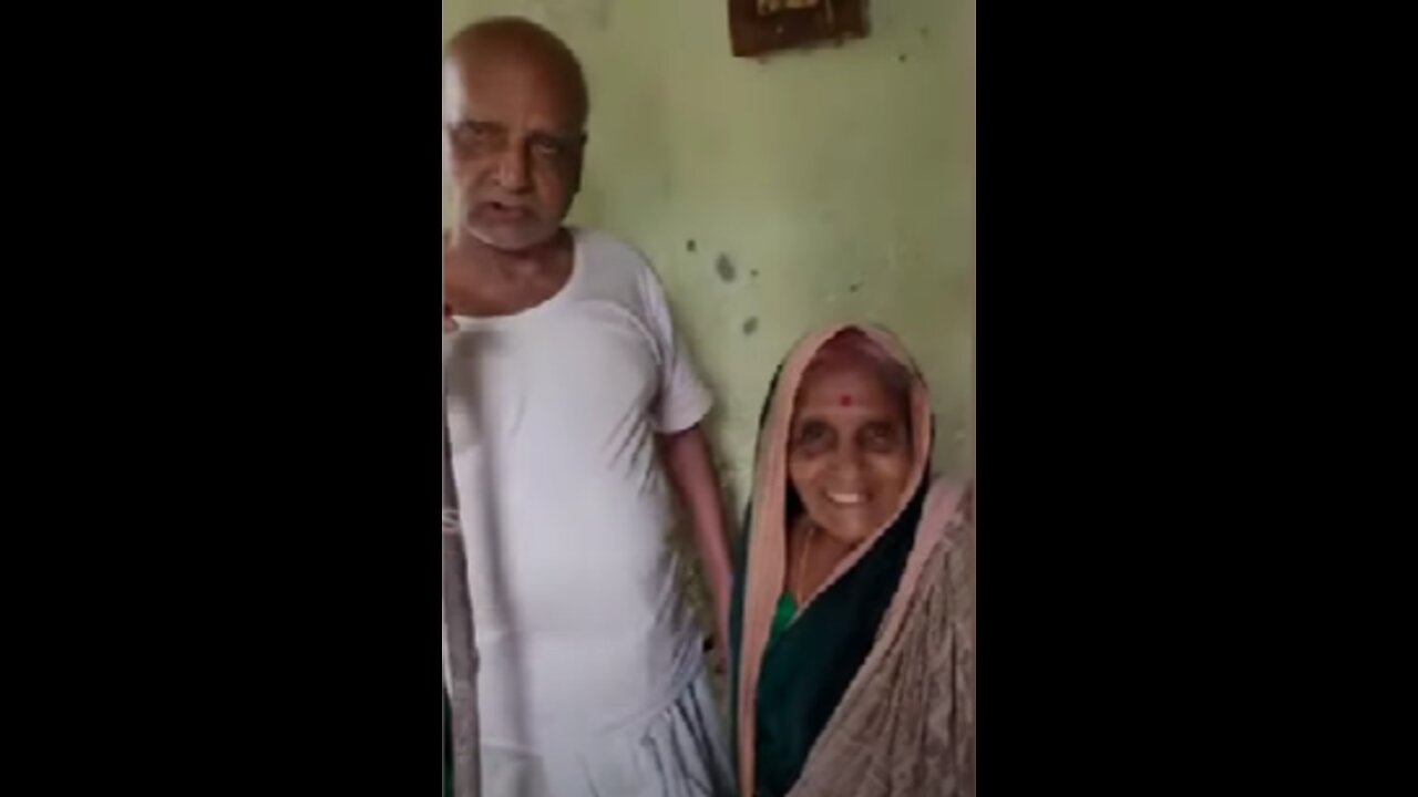 Old Man's Eternal Love for Wife, Video Goes Viral