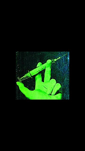 ВАКЦИНАЦИЯ пошла не по плану 💉 #shorts #coronavirus