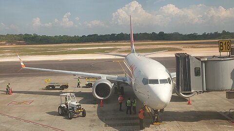Arrival of Boeing 737 MAX 8 PS-GPA from Santarém to Manaus