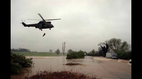 FLOOD🌊WATERS NOW ISOLATE STRANDED🚁POCKETS OF CIVILIANS(!)SURVIVAL NOW DEPENDS ON 2 CRITICAL FACTORS!