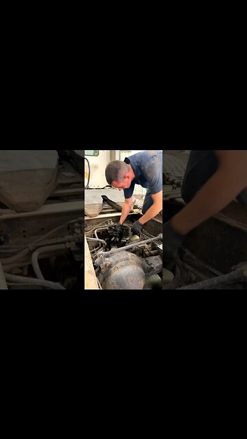 How to remove driveshaft from semi trucks #mechanic #driveshaft