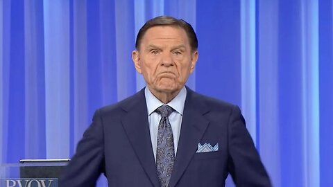 Kenneth Copeland Drinks Own Blood During Communion