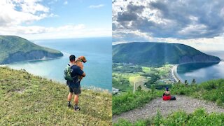 Ce sommet en Gaspésie offre une vue WOW qui vaut chaque goutte de sueur pour s'y rendre