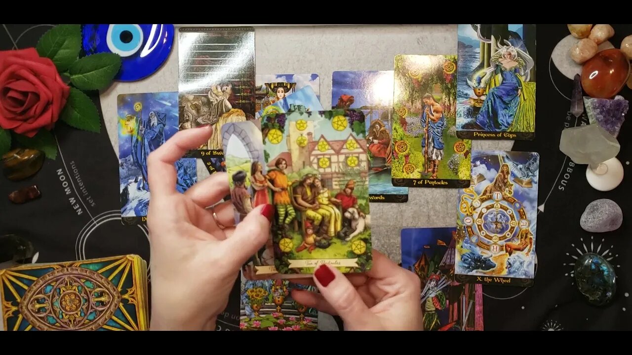 Libra Tarot"Healing the past" (April/May)