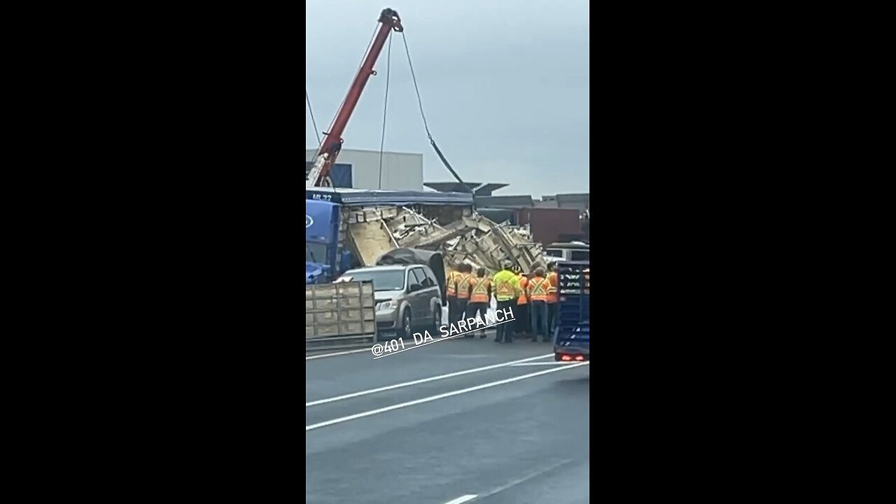 Chicken Truck Crashes On Highway 401