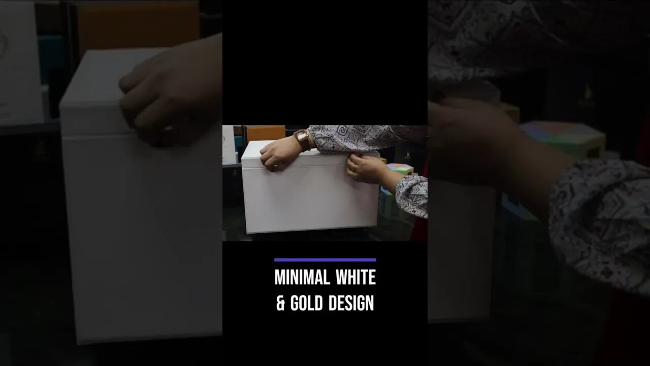 Discover the allure of Al Khanjar's Gift Box in just a glance. 🎁✨#giftbox #explorer #fyp