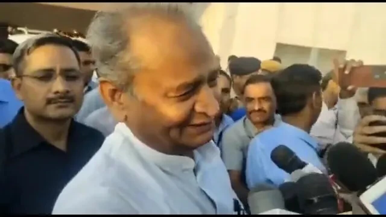 शिव भक्त हैं राहुल गांधी- By Ashok Gehlot