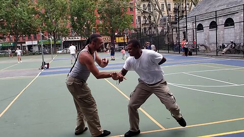 Shaolin Mike gets to feel the woo woo ☯ Last day chinatown tuishou