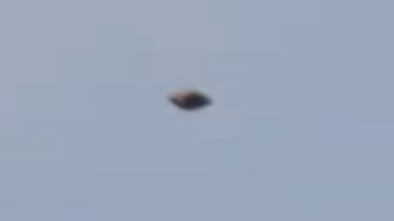 UFO on Video over Glendale, AZ