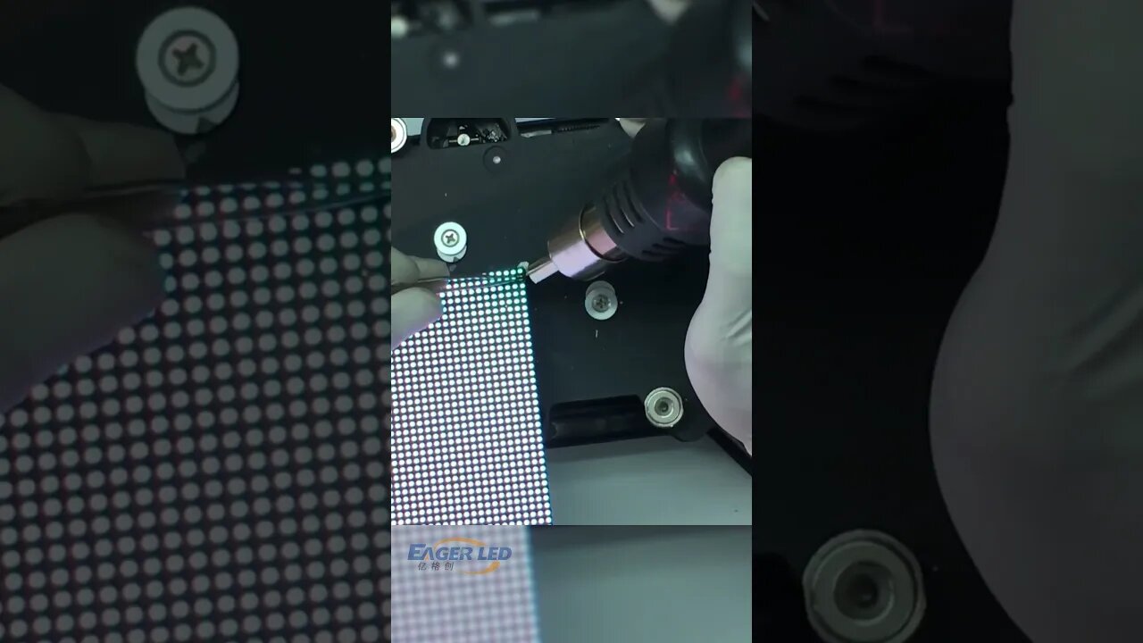 Technicians are repairing the LED display#shorts #eagerled #led #ledmodule