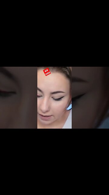 christmas eyeliner #shorts #makeup #christmas