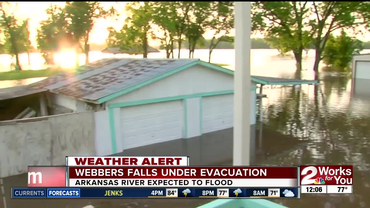 Town of Webbers Falls under evacuation, Arkansas River expected to rise even more