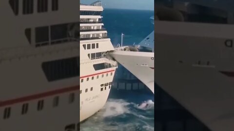 Two cruise ship accident 😲