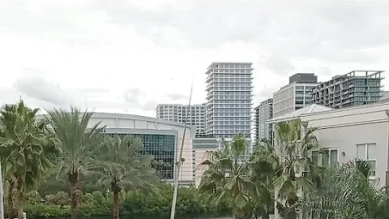 Downtown Tampa Hurrican Ian Live Cam