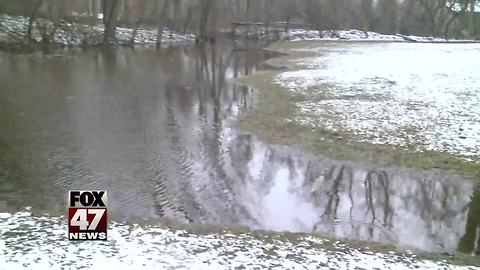 Cold weather not making flood cleanup any easier