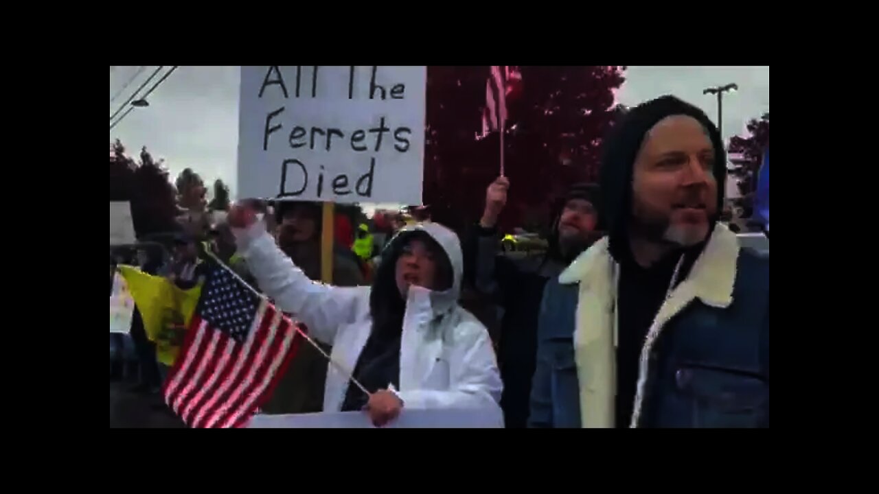 Hundreds Of Boeing Workers In Washington State Are Protesting The Mandate Outside The Factory