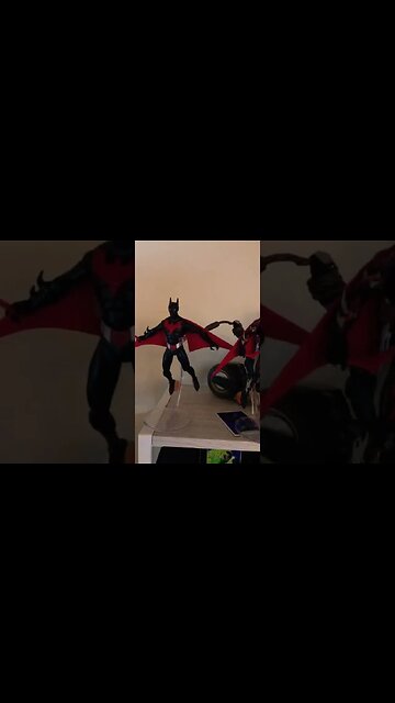 Batman Beyond: regular and Glow in the Dark by McFarlane Toys