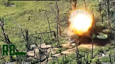 Russian FPV kamikaze drone targets a dugout